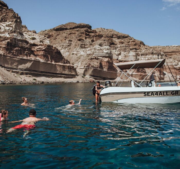 Sea4all Santorini Location de bateau sans permis