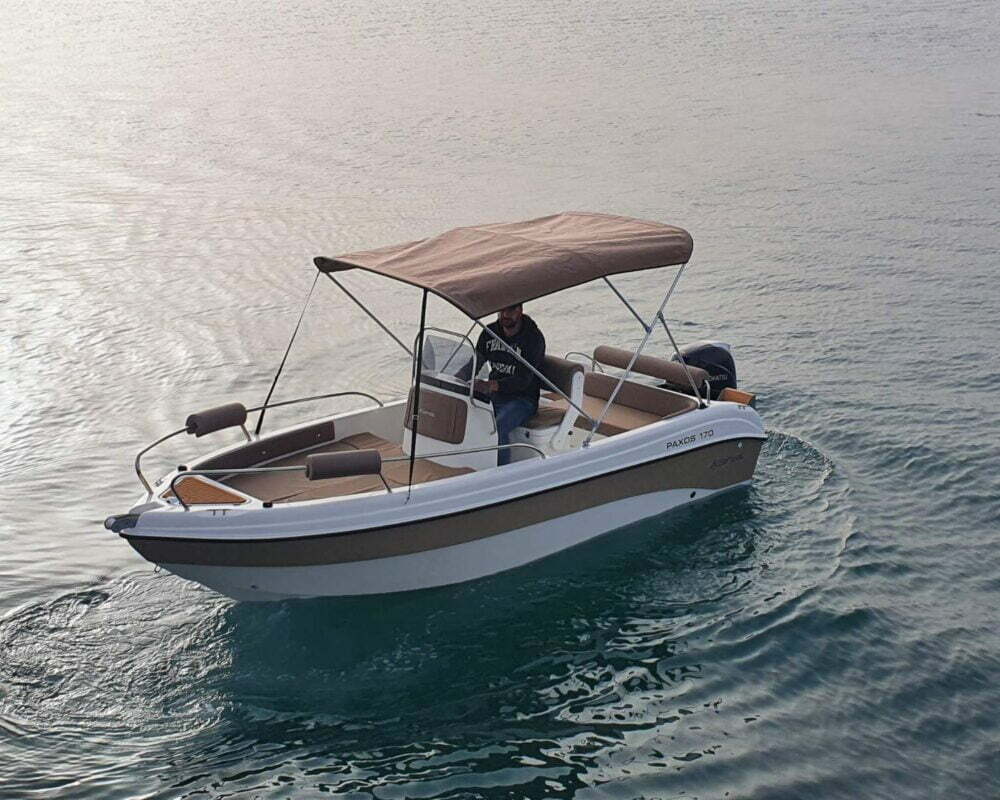 Sea4all Santorini Location de bateau sans permis