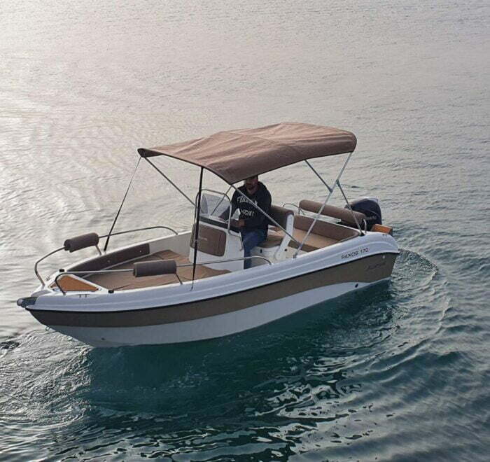 Sea4all Santorini Location de bateau sans permis