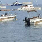 Location de bateaux sans permis à Santorin