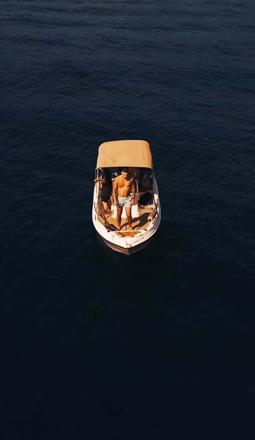 meilleur choix de location de bateau à Santorin